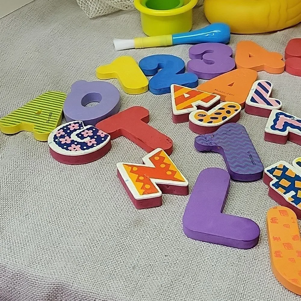 Bath toy assortment with mesh bag‎